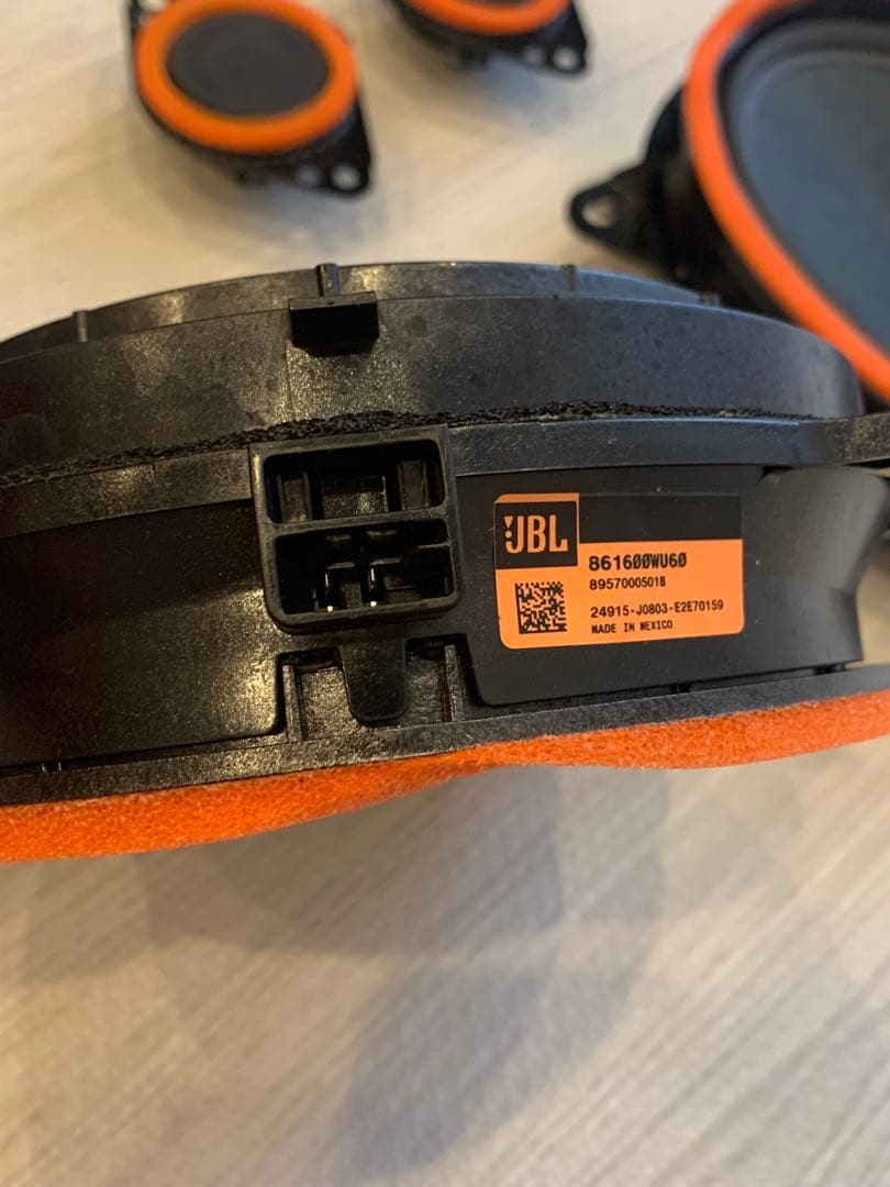 トヨタ　30アルファード　JBL プレミアムサウンドスピーカー