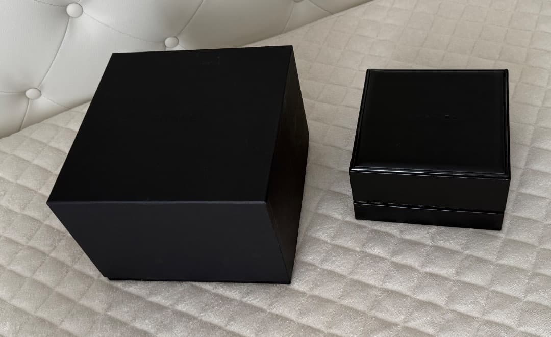 CHANEL 木製 腕時計ケース