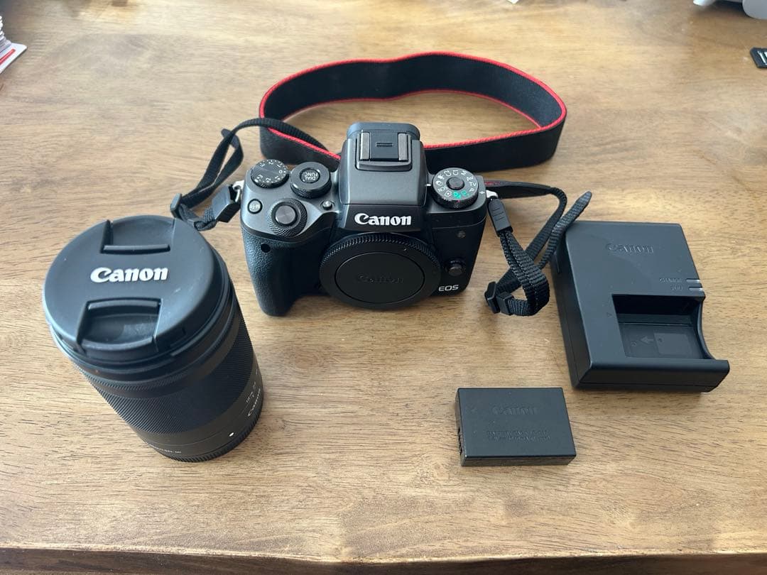 最終値引き【美品】Canon EOS M5 ミラーレスカメラ　レンズセット