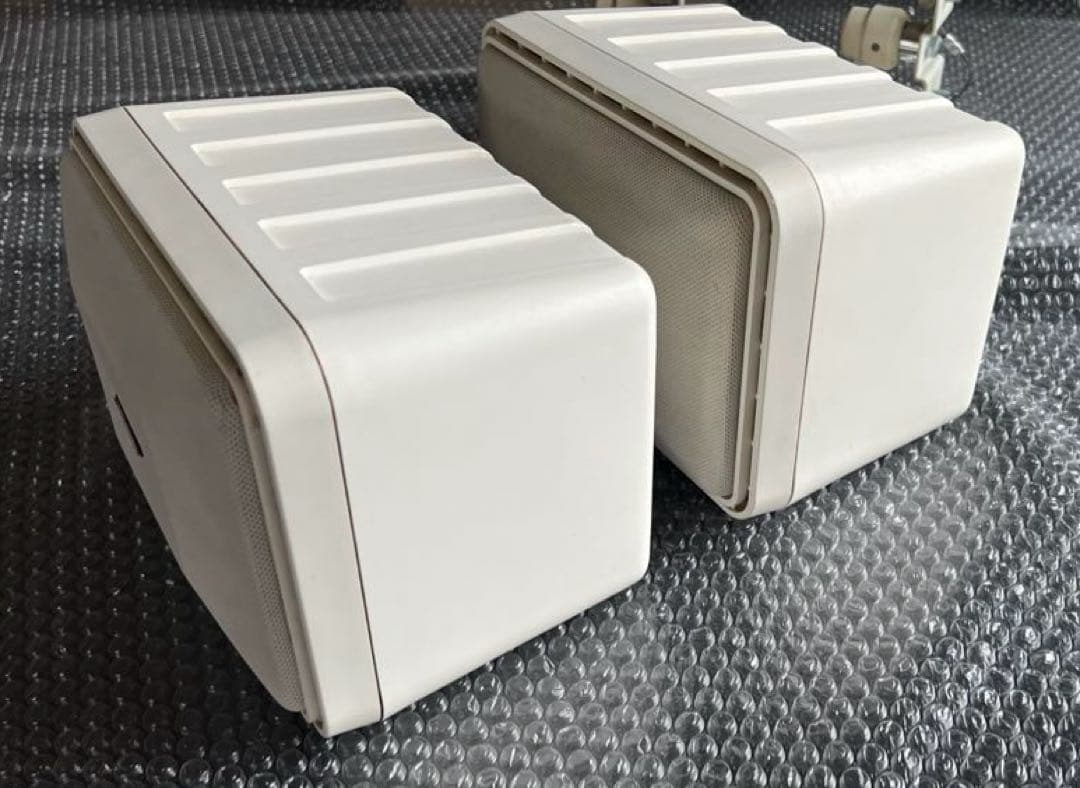 【動作品】BOSE 101MMWスピーカー 2台セット☆ 天吊金具付き