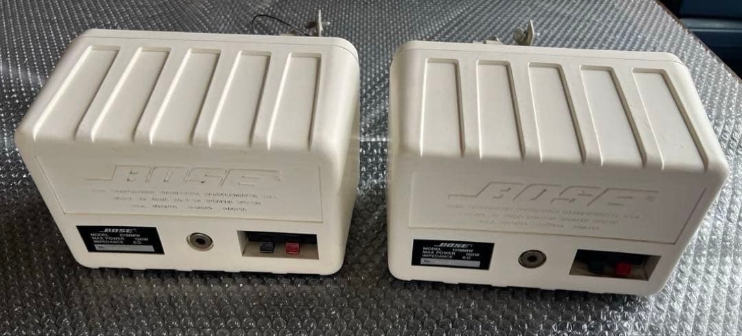 【動作品】BOSE 101MMWスピーカー 2台セット☆ 天吊金具付き