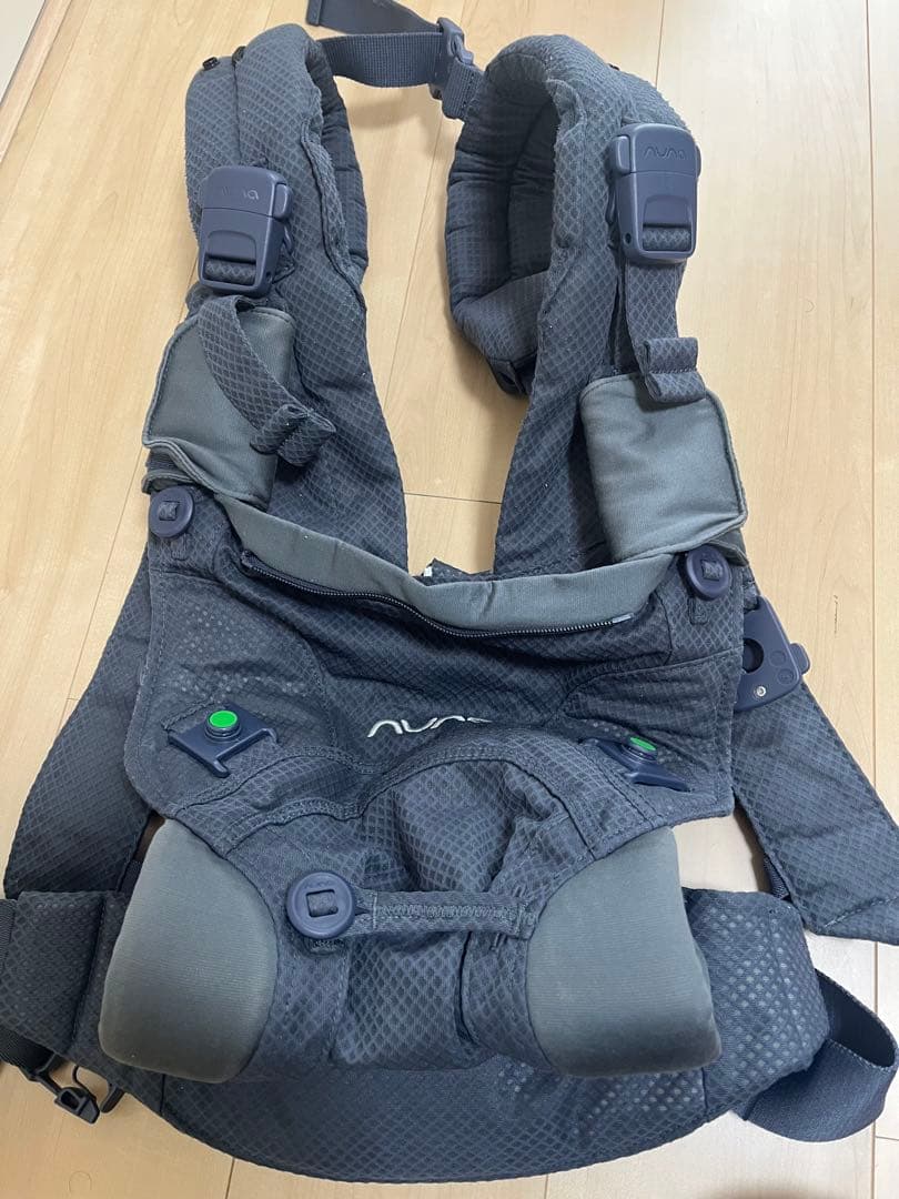 nuna cudl clik 抱っこ紐　ヌナ