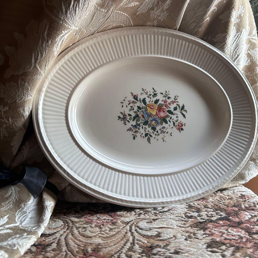 美品 英国製  Conway 英国の伝統美が息づく器 2枚