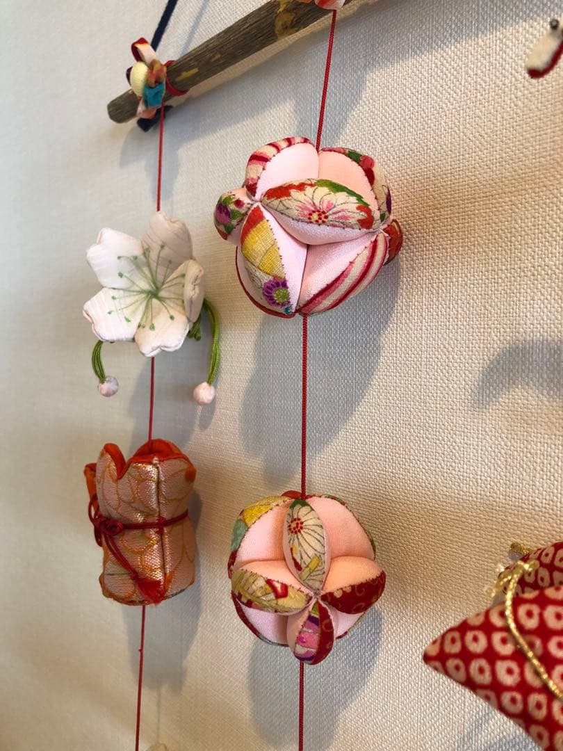 桃の節句の壁掛け①　吊るし飾り　吊るし雛