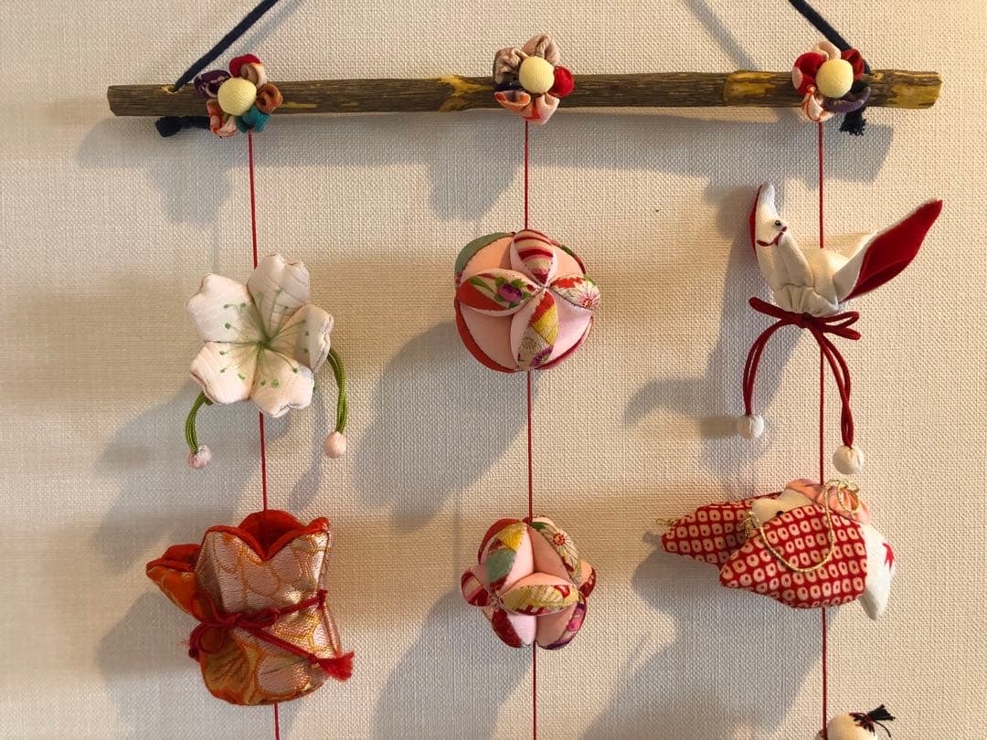 桃の節句の壁掛け①　吊るし飾り　吊るし雛