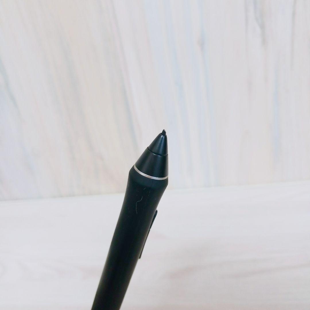 Wacom　Cintiq　22　DTK-2260　液タブ　ペン付　ペンタブレット