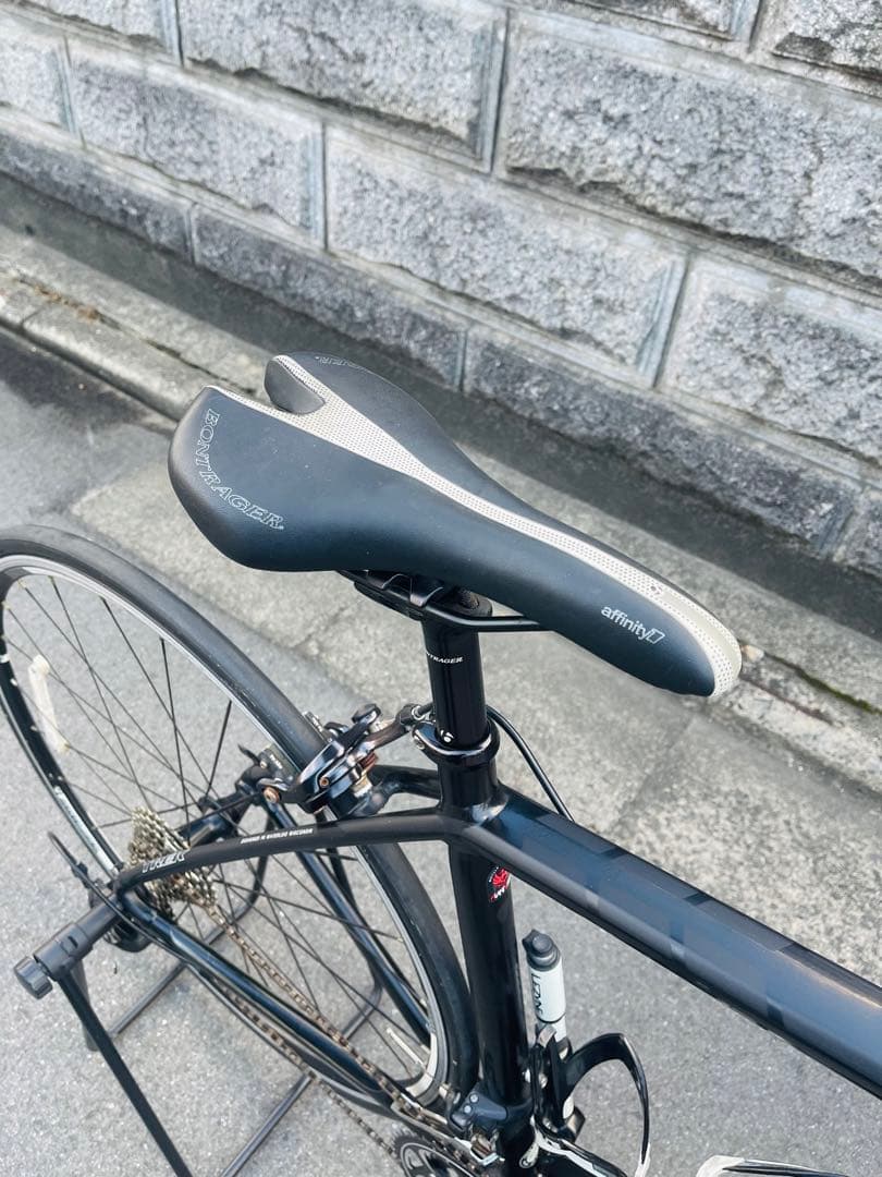 TREK MADONE2.1 トレック マドン 105 ロードバイク 大阪引取り