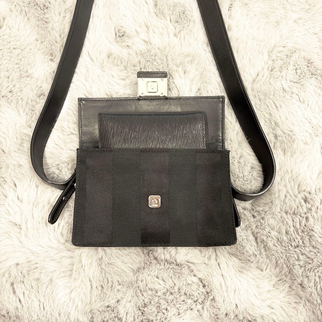 本日限定価格✨FENDI フェンディ 定価25万 ズッカレザーショルダー