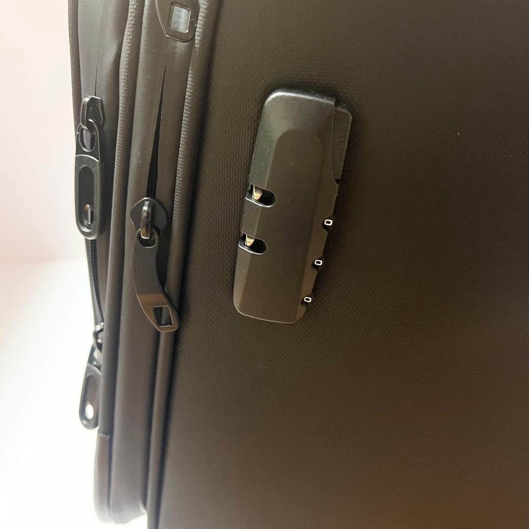 未使用品 サンワダイレクト ビジネスキャリー 4輪 22L 機内持ち込みサイズ