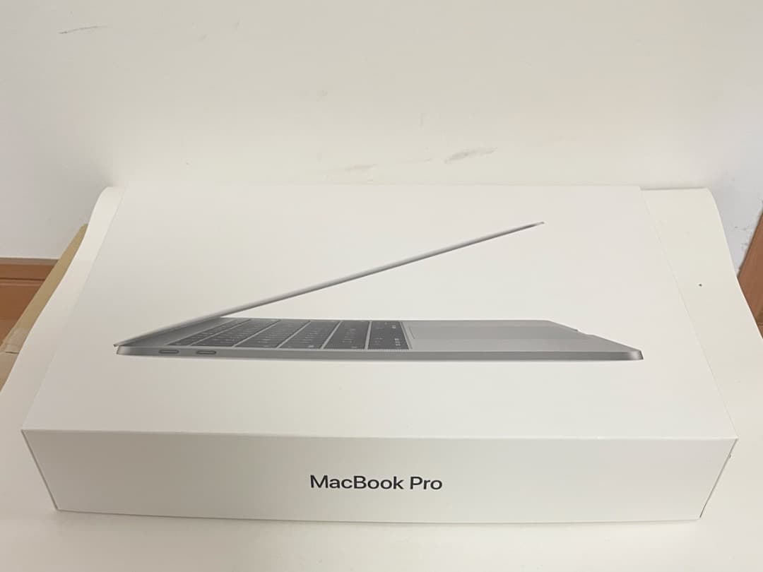 MacBook Pro13 2.5 GHz Corei7 512GB 性能アップ