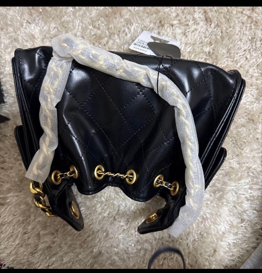 CHANEL ブラックレザー ショルダーバッグ