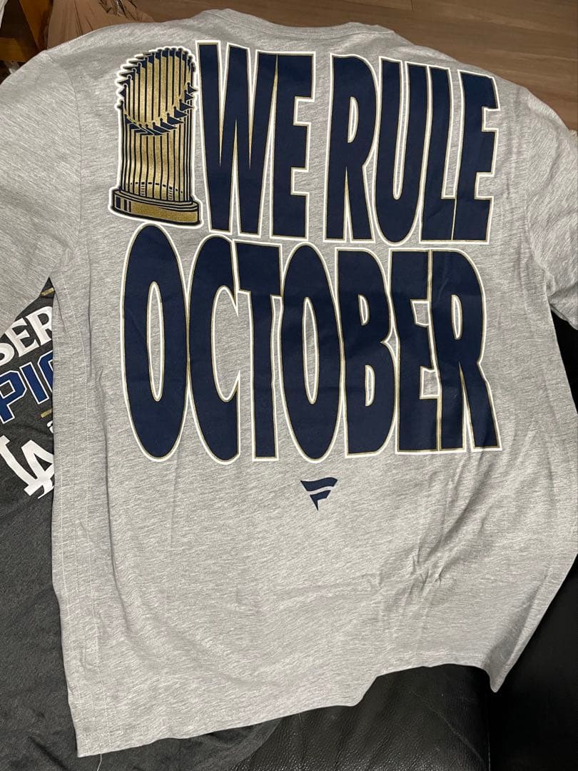 LAドジャース 2025年'24年チャンピオンTシャツセットMサイズ　新品