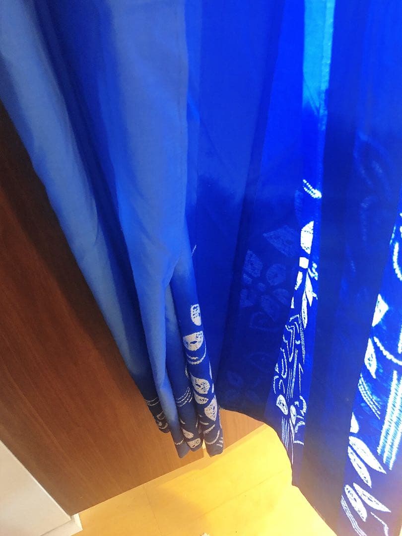 中古美品　有松鳴海絞り　浴衣　絵羽の付け下げ調が可愛い♡ぼかしのブルー水色　お花