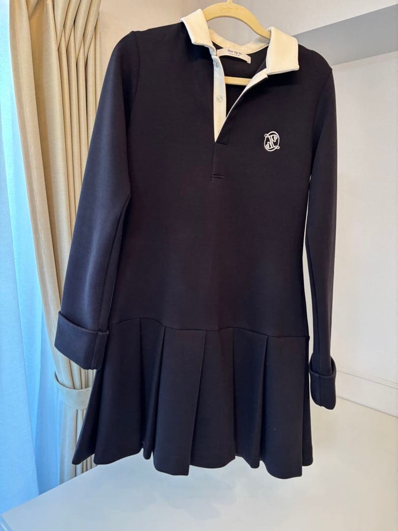 ワンピース Herlipto Polo Pleated Mini Dress