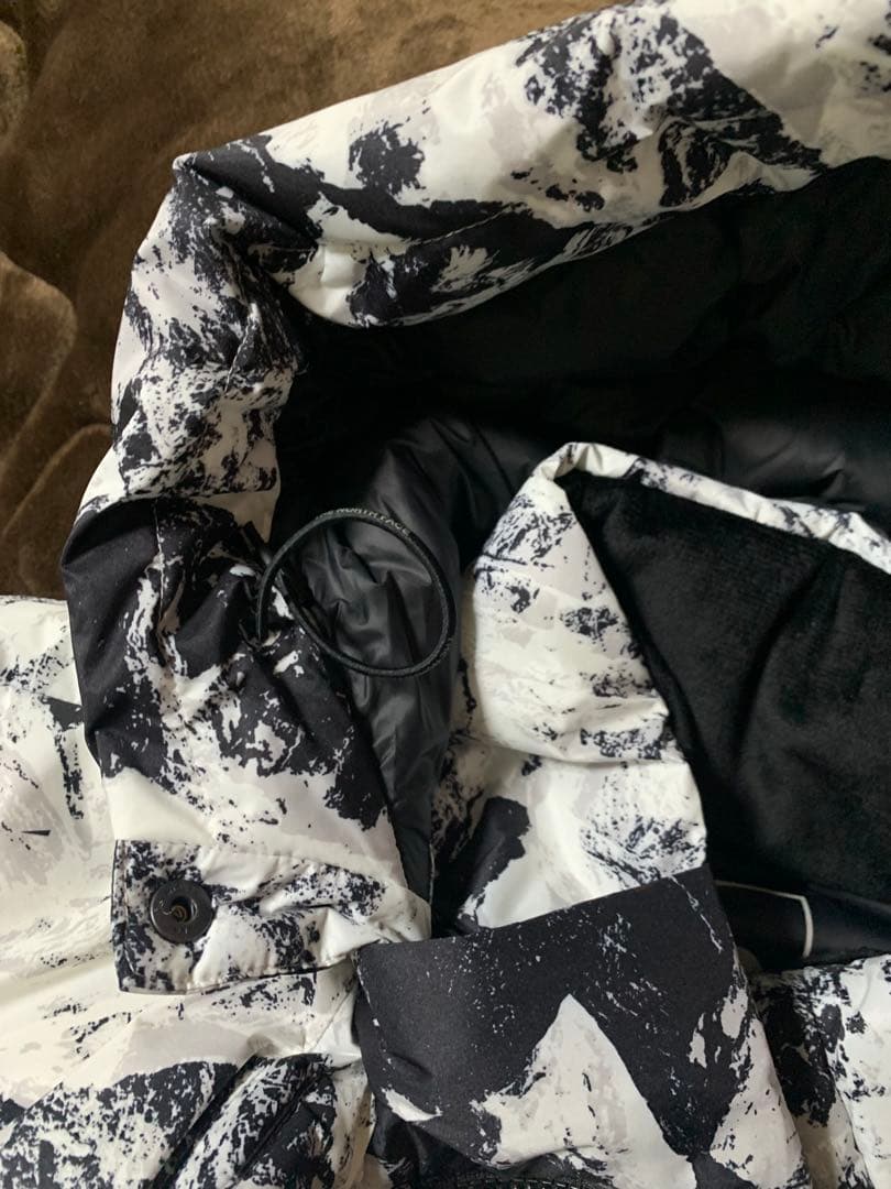 韓国限定　ノベルティチャレンジエアーダウンジャケット