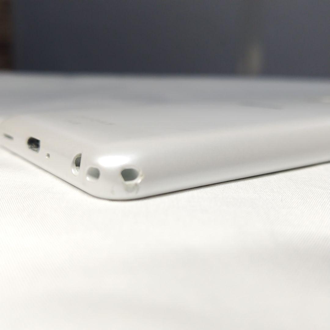 docomo arrows F-41B ロホワイト