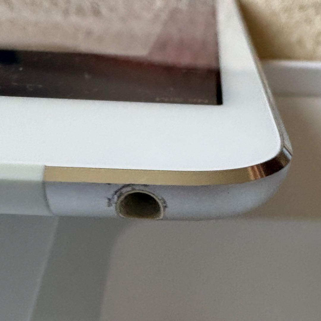 iPad mini 4 128GB Wi-Fi cellular シルバー