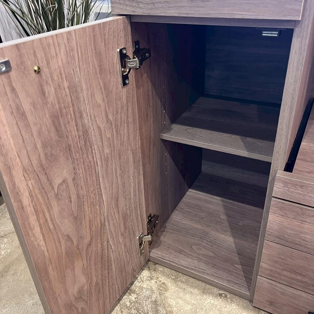 大和木工株式会社 キッチンボード 2024年製 キャビネット 食器棚 幅120㎝