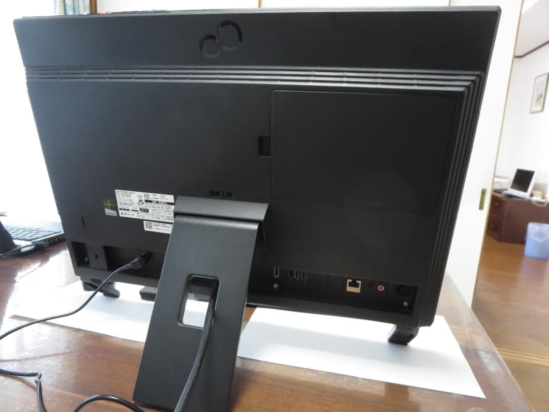 良好 富士通FH56JD 地BS/i7/8GB/2TB/Win11/Office