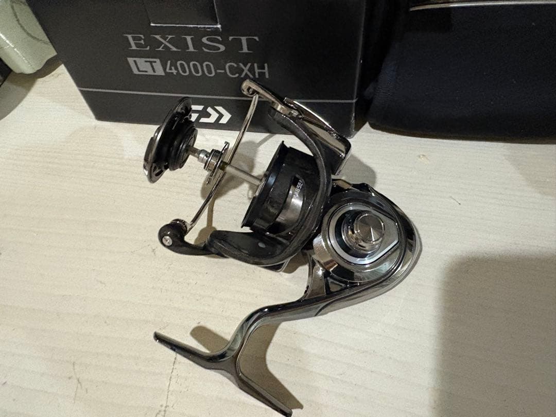 ★☆ダイワ　18イグジスト　LT4000 CXH ボディ　美品