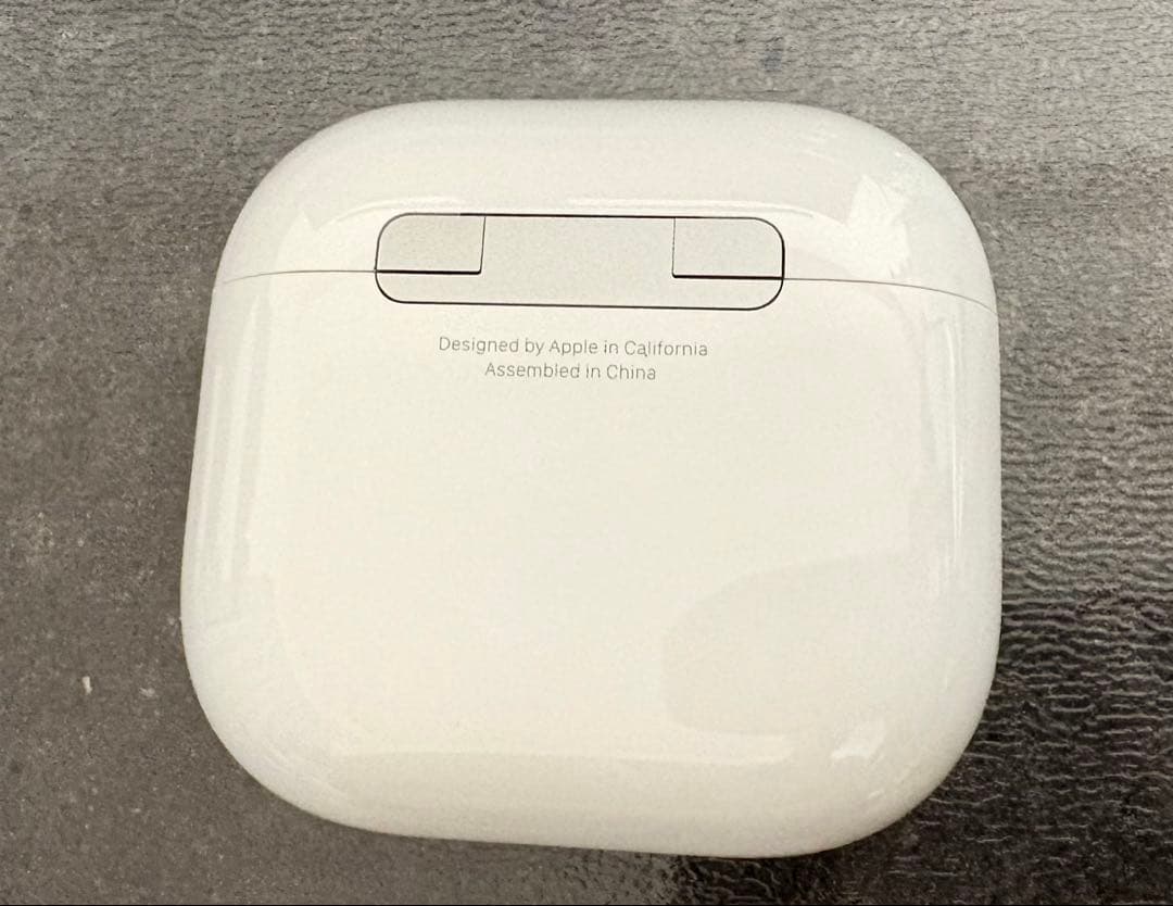 AirPods 4 アクティブノイズキャンセリング（ANC）搭載