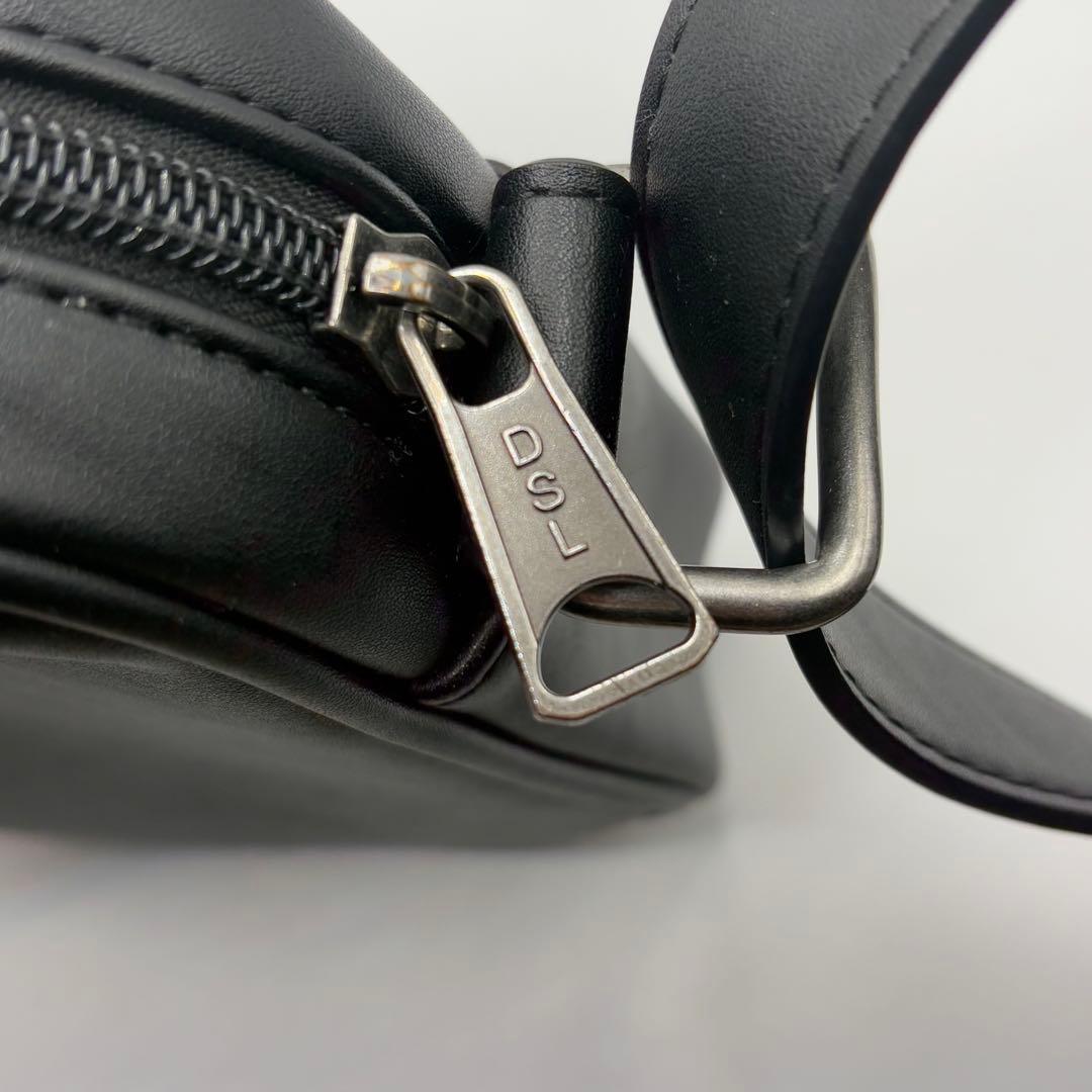 て*る様 DIESEL ディーゼル ショルダーバッグ Dロゴ ブラック フェイク