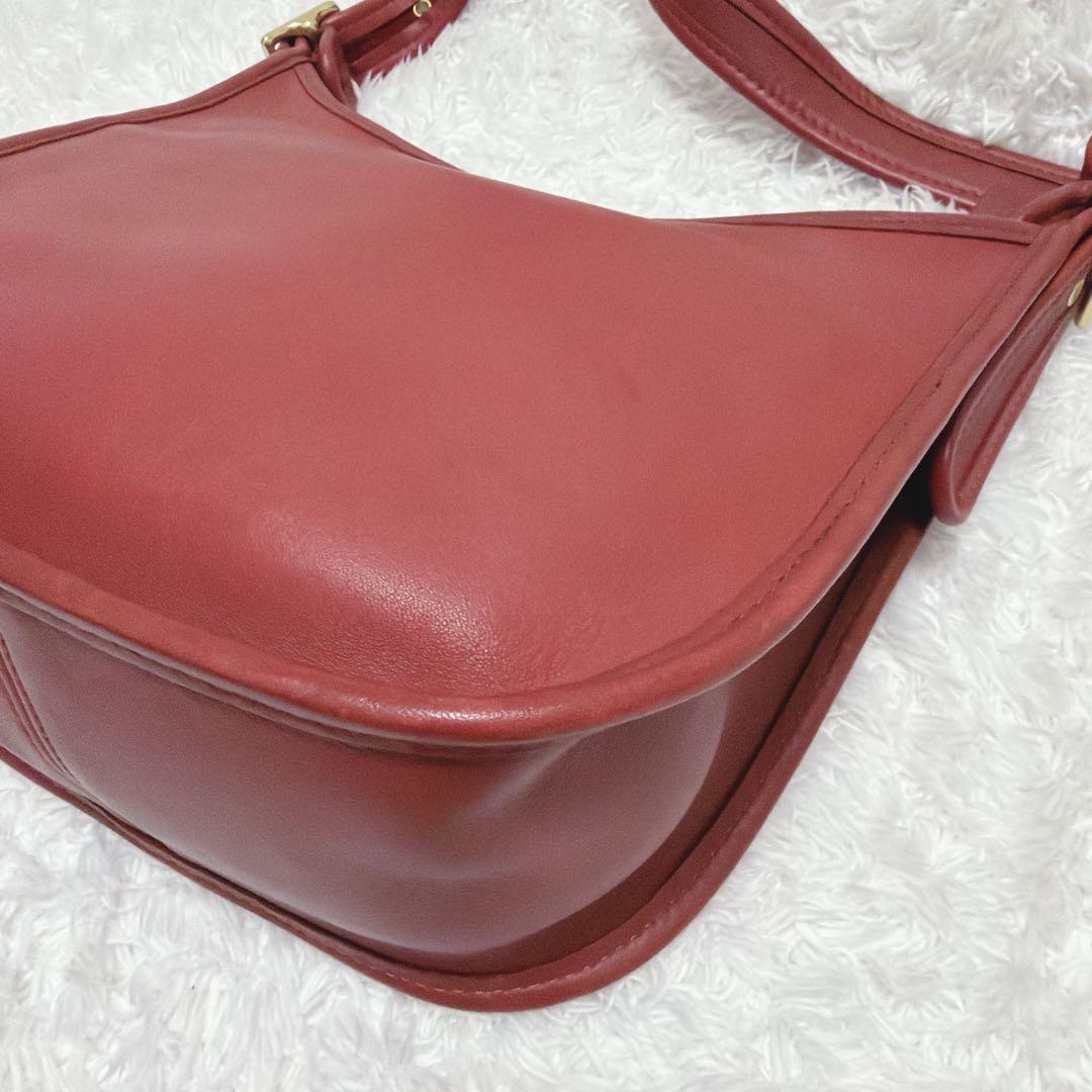 【美品】オールドコーチ 赤 ショルダーバッグ