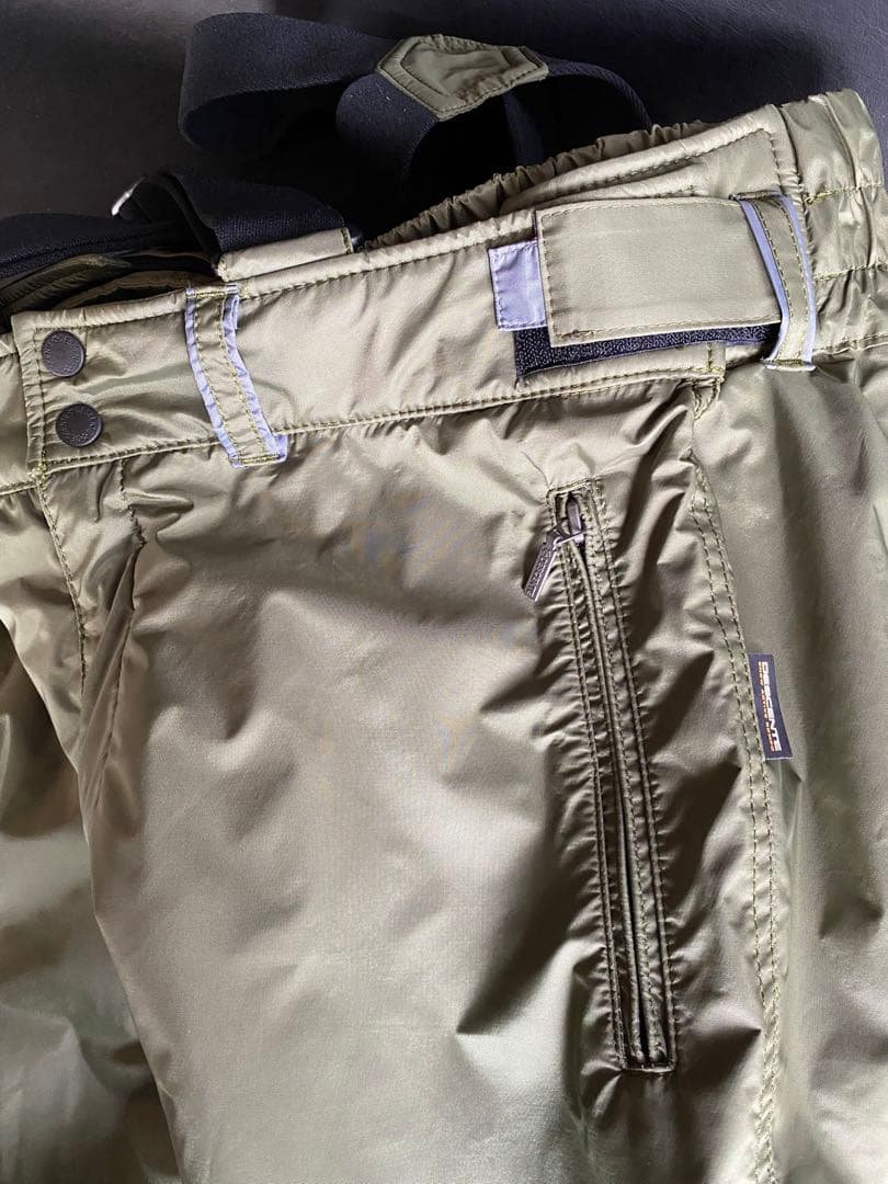 DESCENTE デサント　スキーウェア　上下　スノーウェア　O(LL)サイズ