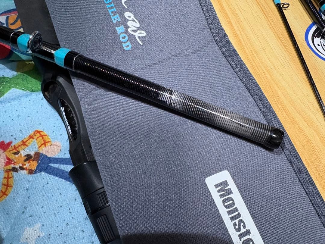 ジャンク　通常使用可能　モンスターキス　shinkirow ON-SITE