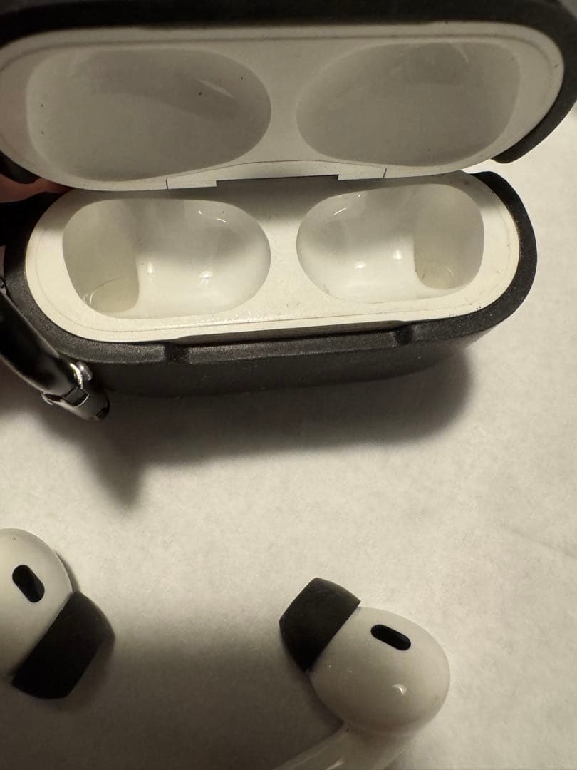 AirPods Pro 第二世代 ワイヤレスイヤホン 本体