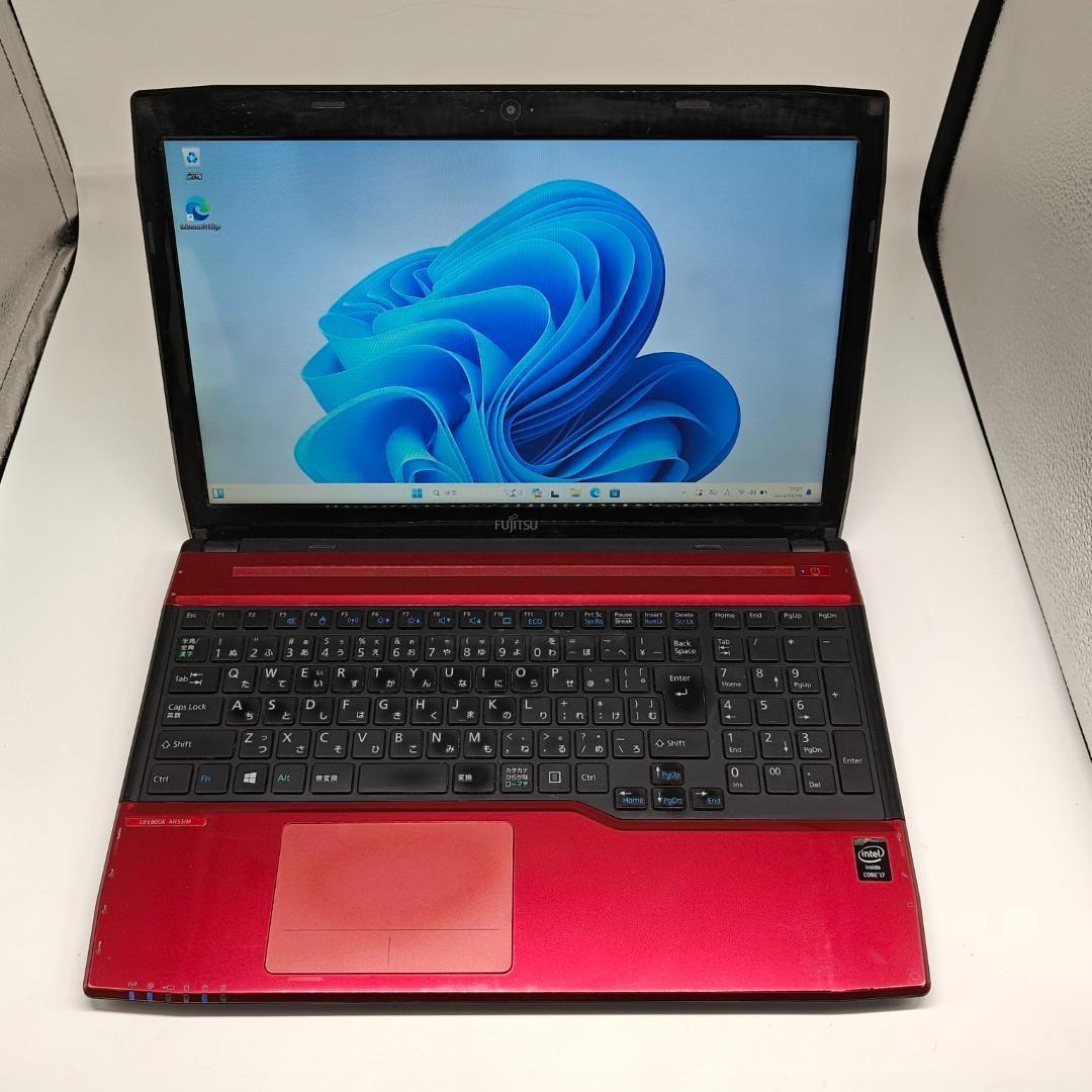 【富士通】LIFEBOOK 高速i7 SSD256GB 16GB 赤 ノートPC