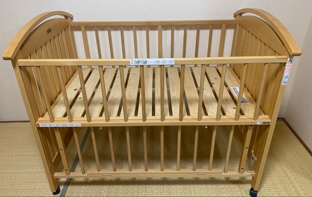 【引き取り限定】　Miki House 木製ベビーベッド