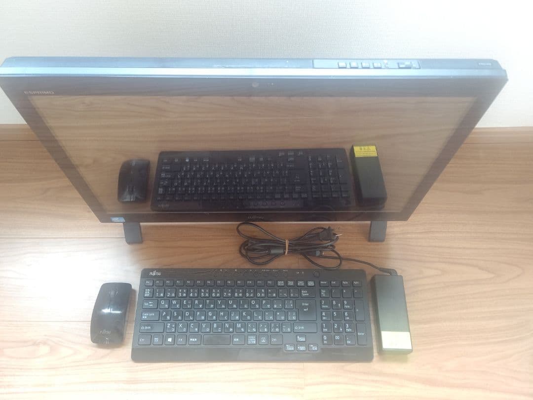 富士通 core i5 8GB SSD250GB オールインワンPC