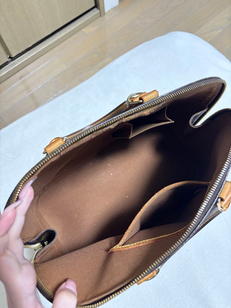 Louis Vuitton モノグラム アルマ