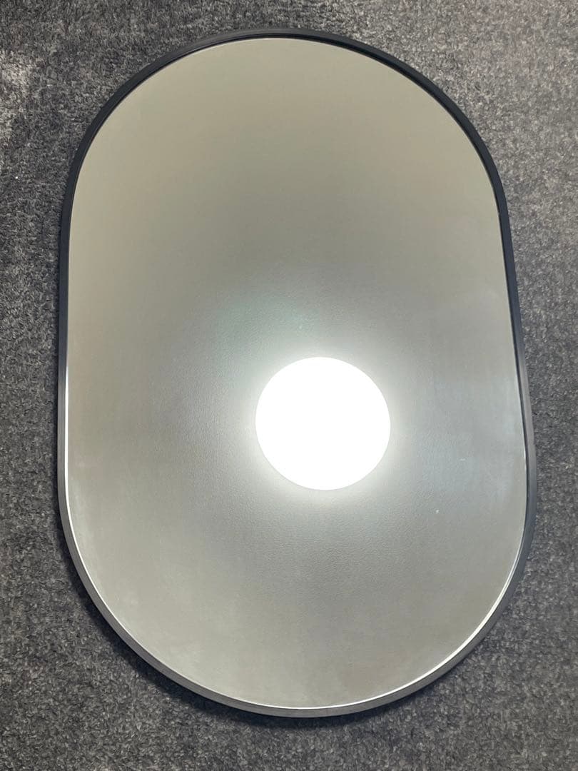 横54センチ縦83センチ厚み4センチ