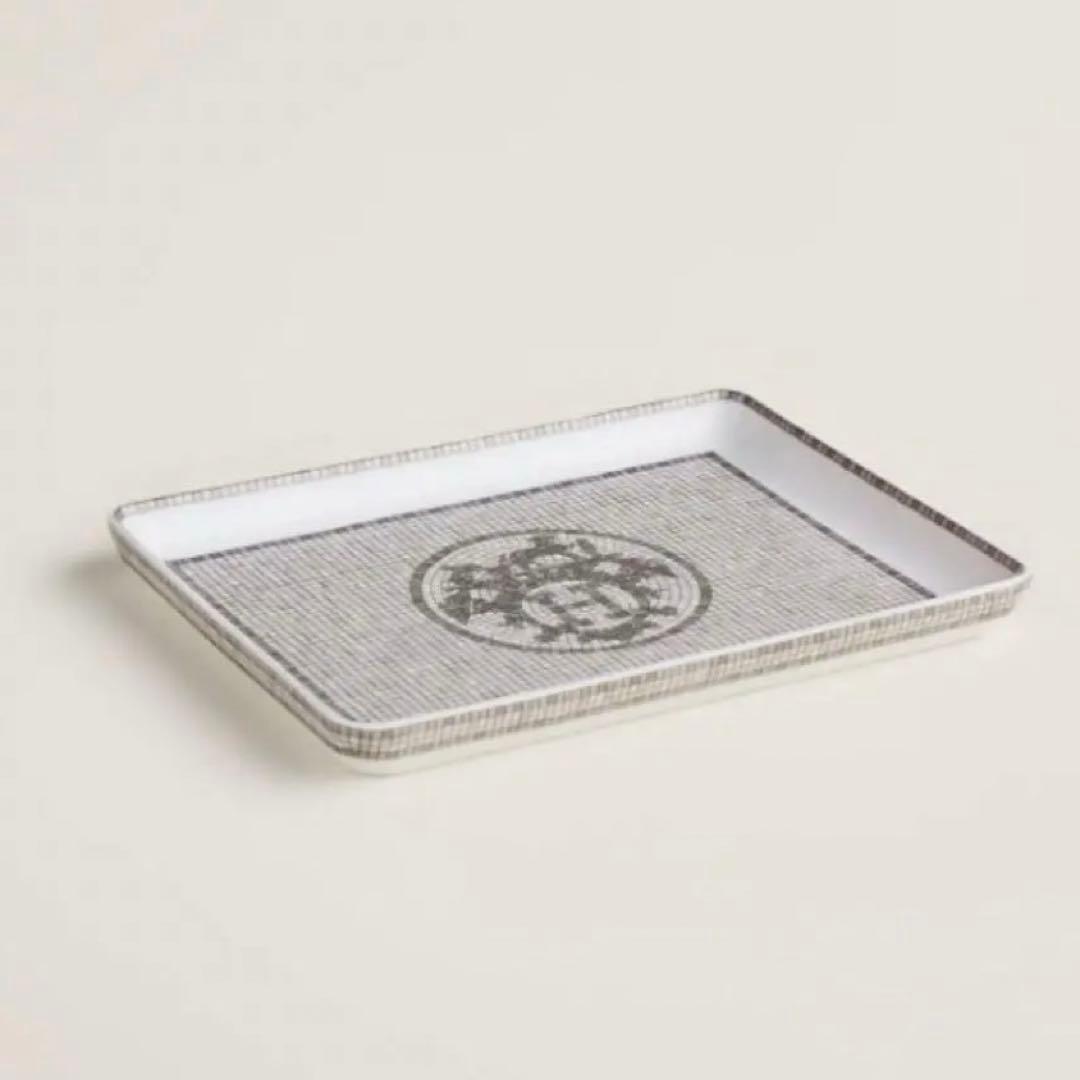 【美品】HERMES 定価3.7万円 モザイク 24 トレー PM