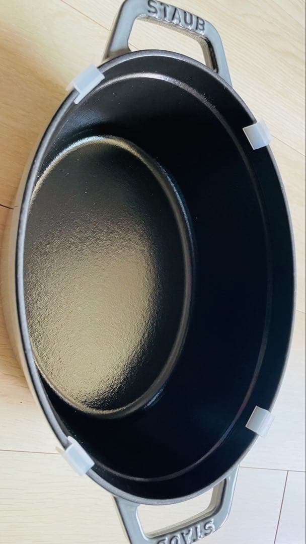 ストウブ　グレー　オーバル23cm