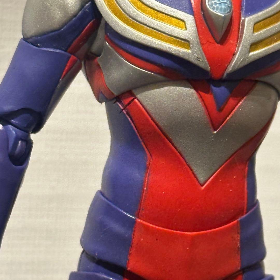 【腹部ひび割れあり】SHF 真骨彫製法 ウルトラマンティガ マルチタイプ 初版