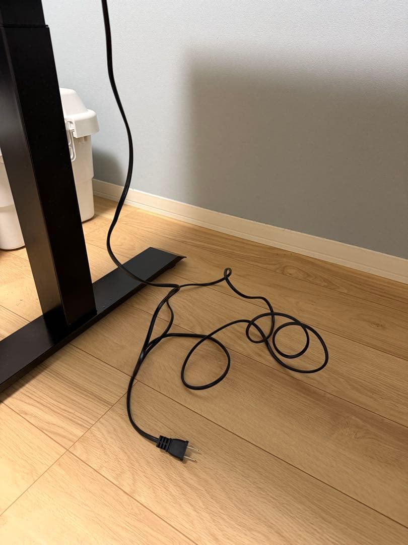 Preducts 昇降デスク FOREST｜E7｜140×70 電動