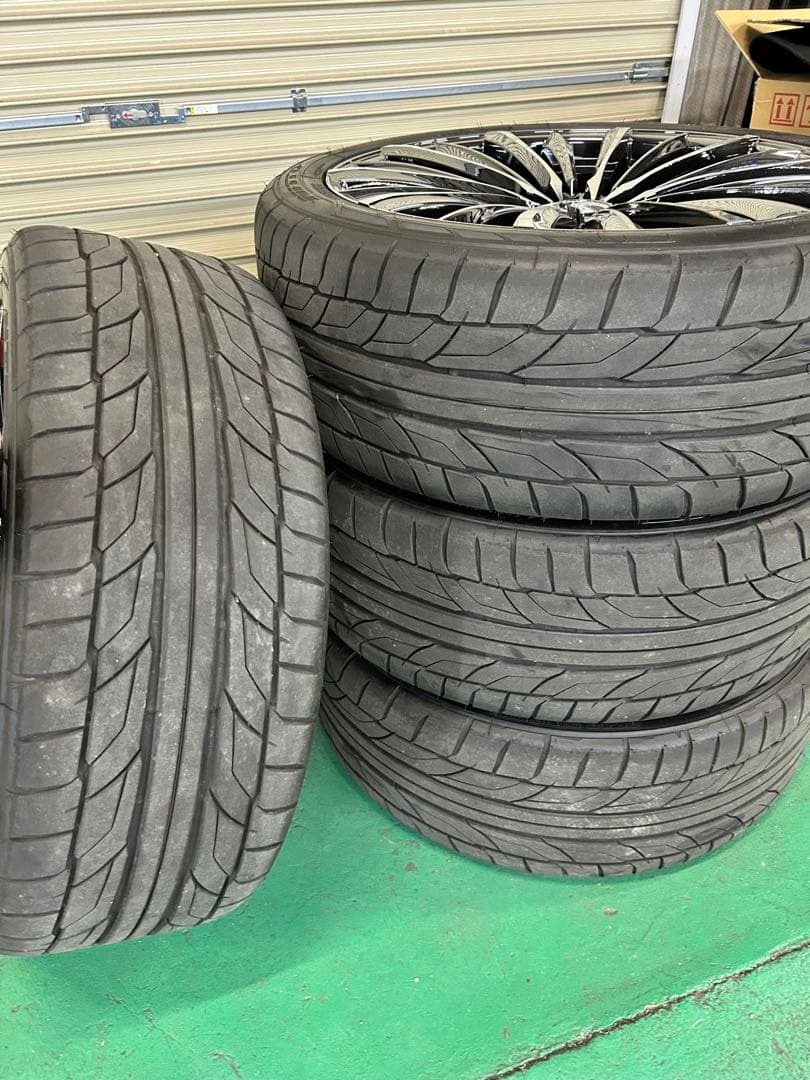 【美品】クレンツェ ヴィルハーム 22インチ　265/40R22 4本セット