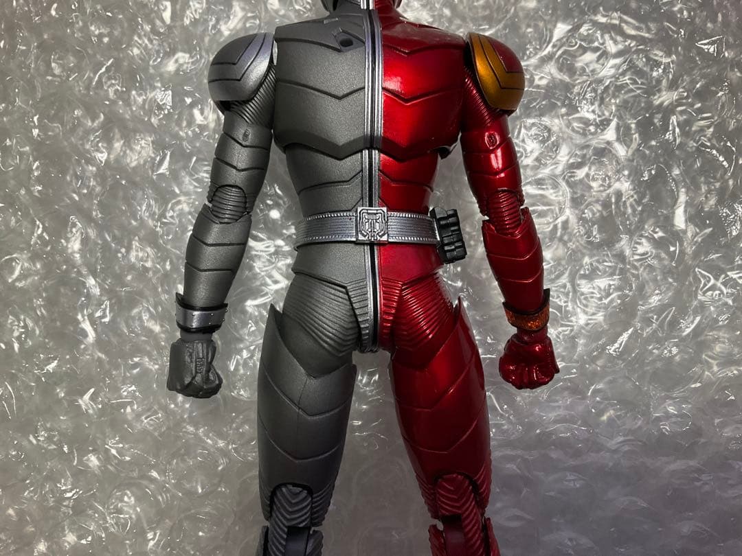 ピンクの猫様S.H.Figuarts真骨頂 仮面ライダーWヒートメタル 風都探偵