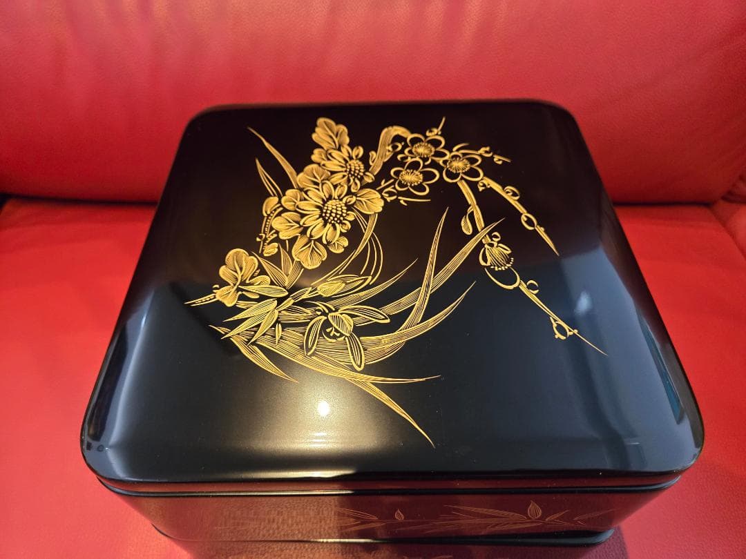 茶道具 輪島塗 天然木製 黒塗 金彩蒔絵 二段重箱 内朱共箱