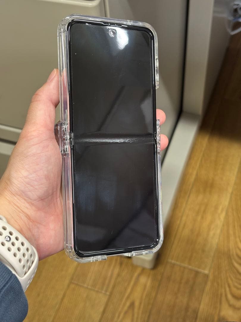 阿*光様 美品 Galaxy Z Flip3 5G 128GB ブラック グロー