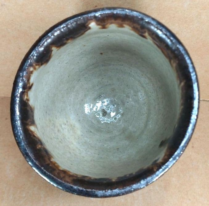 【本物保証】金城次郎 湯呑(魚紋）共箱(本人書付）栞 壷屋焼 人間国宝 美品