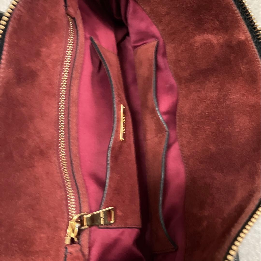 【最終値下げ】miumiu バッグ　マドラス　ショルダーバッグ