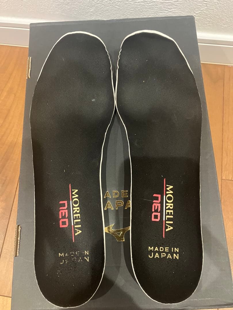 ミズノ モレリア ネオ 4Japan Morelia Neo 4Japan