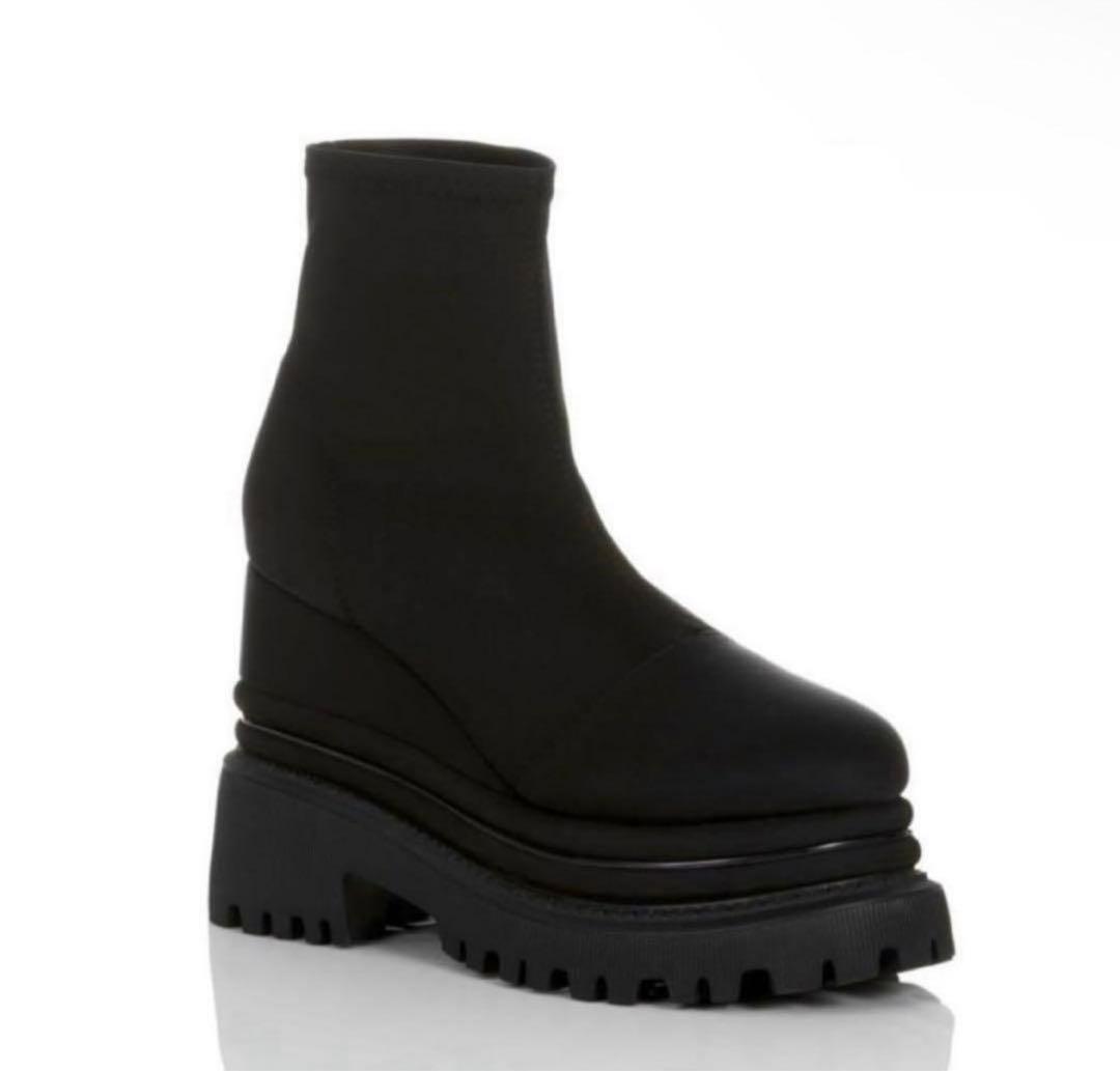 靴 YELLO TOKYO BLACK WEDGE HEEL SHORT BOOTS