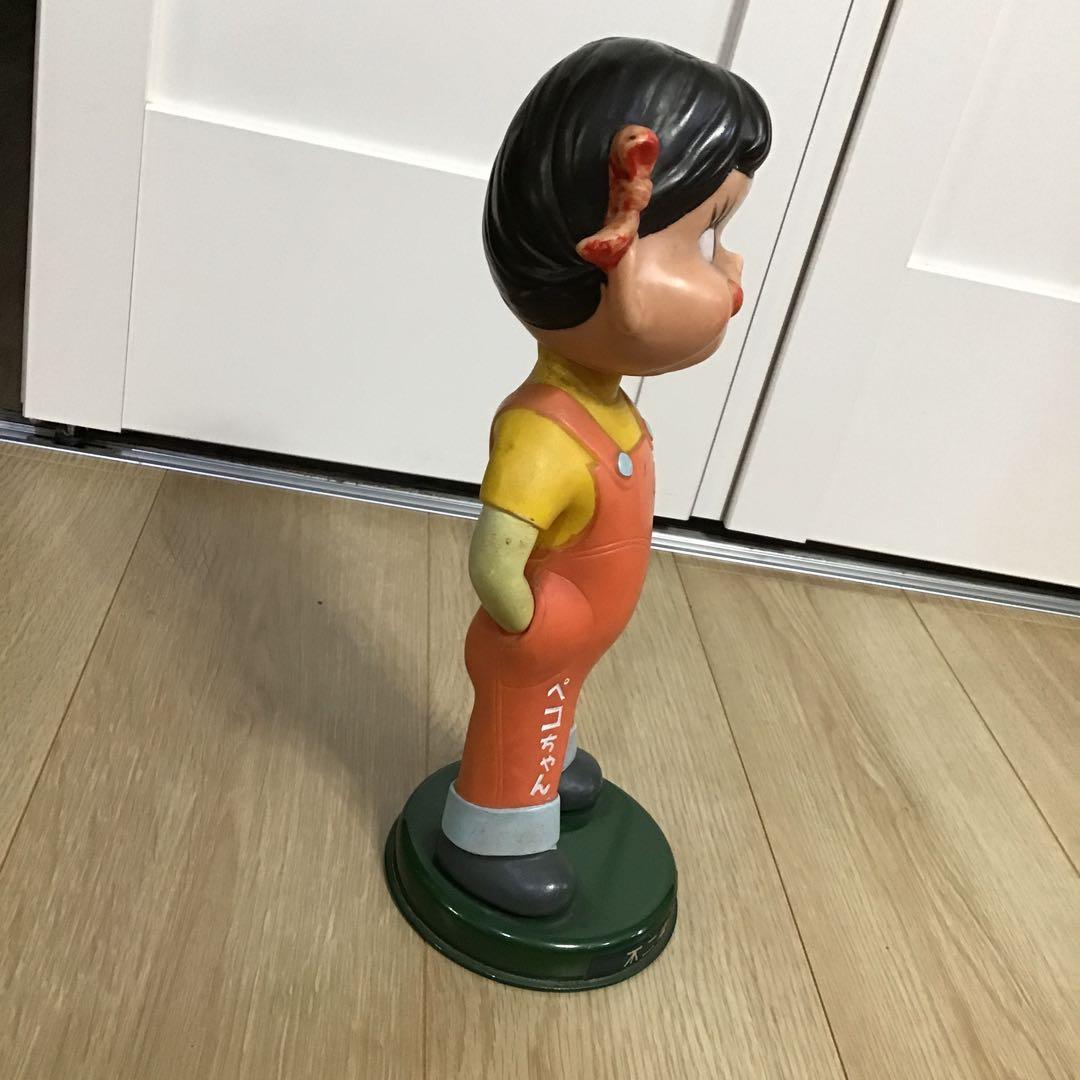 昭和レトロ　鉄製台座付き　首振り　手塗り　不二家ペコちゃん　 カウンター用