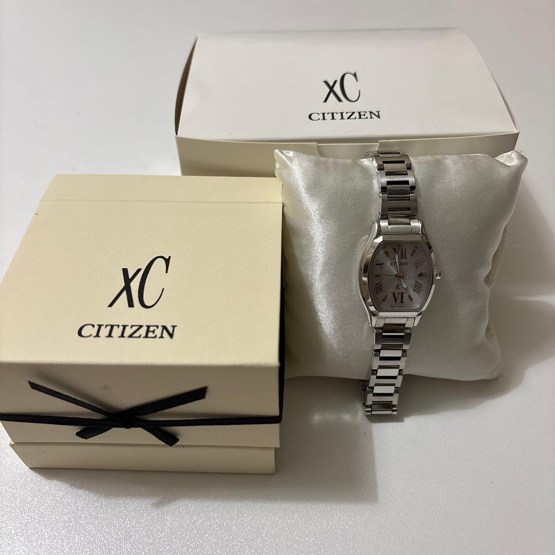 XC ティタニア ライン ミニソル エコ・ドライブ電波時計 ES8150-56A