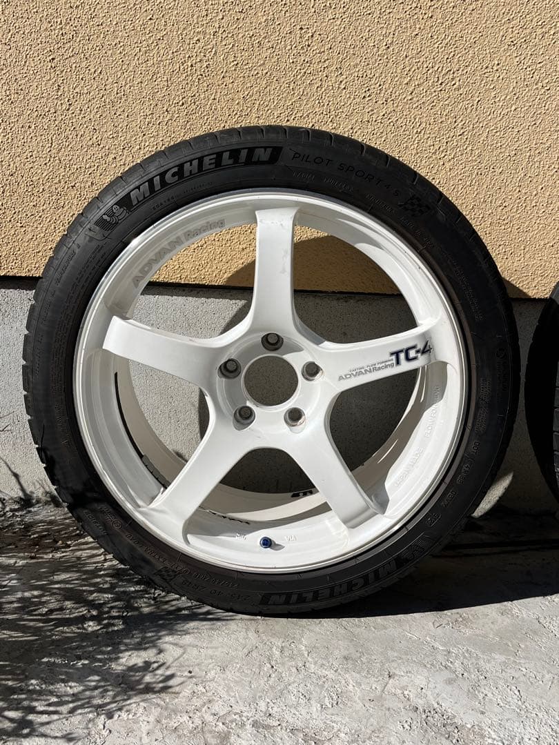 ヨコハマ アドバンTC-4 18インチ